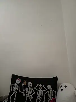 Snapshot of babykalirose chatting on 11.02.25 babykalirose online show from 11.02.25