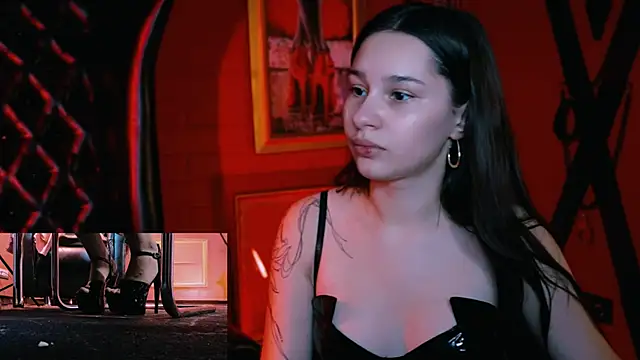 Snapshot of KimClarks_ chatting on 09.22.25 KimClarks  online show from 09.22.25