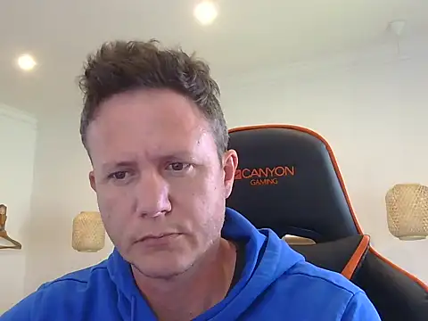 Snapshot of TroyDieselXXX chatting on 12.03.25 TroyDieselXXX online show from 12.03.25