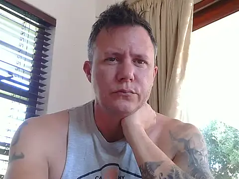 Snapshot of TroyDieselXXX chatting on 01.06.26 TroyDieselXXX online show from 01.06.26