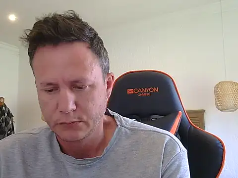 Snapshot of TroyDieselXXX chatting on 01.09.26 TroyDieselXXX online show from 01.09.26