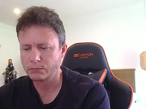 Snapshot of TroyDieselXXX chatting on 02.02.26 TroyDieselXXX online show from 02.02.26