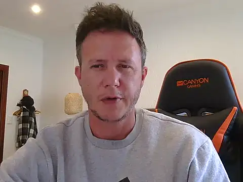 Snapshot of TroyDieselXXX chatting on 03.03.26 TroyDieselXXX online show from 03.03.26