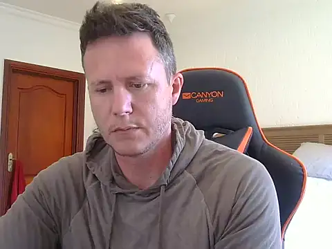 TroyDieselXXX online show from 04.11.26