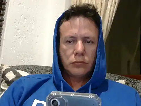 Snapshot of TroyDieselXXX chatting on 04.23.26 TroyDieselXXX online show from 04.23.26