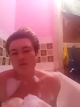 Snapshot of MoonIrene chatting on 10.25.25 MoonIrene online show from 10.25.25