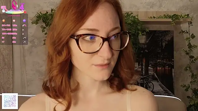 Snapshot of VeronaHascall chatting on 09.16.25 VeronaHascall online show from 09.16.25
