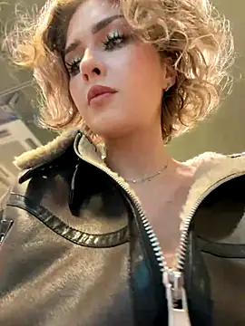 KellyKeler online show from 11.30.25