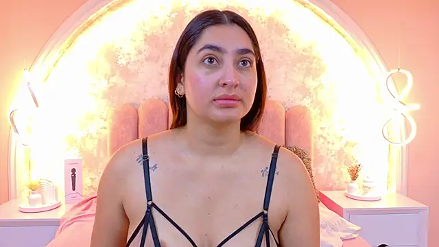 JasmineRhodes online show from 03.02.26