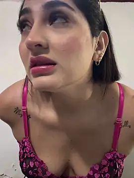 JasmineRhodes online show from 04.15.26