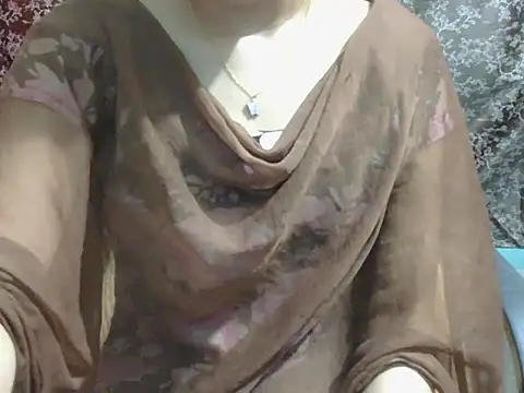 Snapshot of lovely_soniya chatting on 06.23.26 lovely soniya online show from 06.23.26
