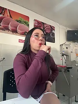 Michelle Zoe online show from 11.08.25