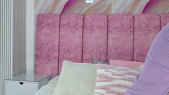 emmacurvy online show from 02.27.26