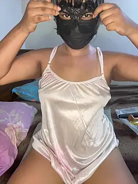 Snapshot of Ariana__Marie chatting on 04.05.26 Ariana Marie online show from 04.05.26