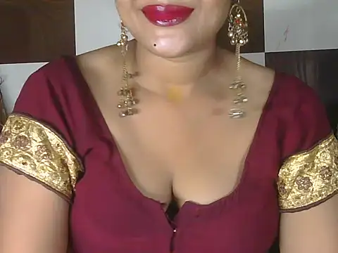 hotee bhabi online show from 07.25.26