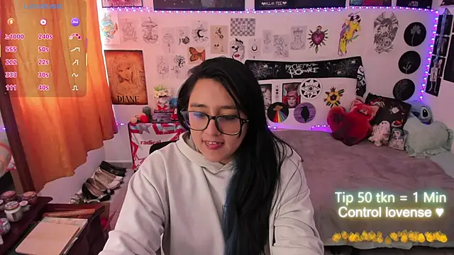 Cherry blush  online show from 04.15.26