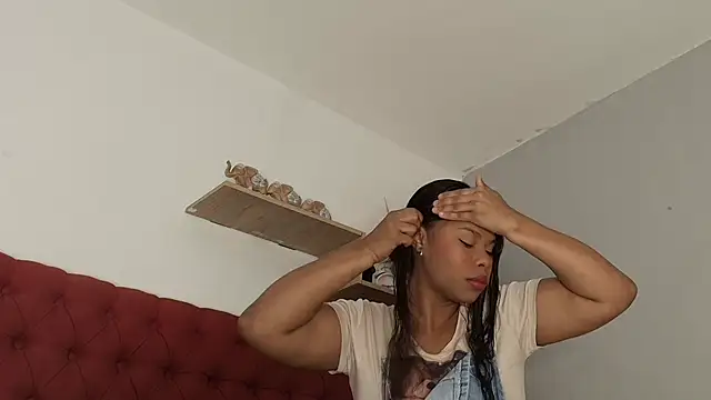 Snapshot of keyla_mejia chatting on 04.24.26 keyla mejia online show from 04.24.26
