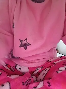 Hottiesophie online show from 05.14.26