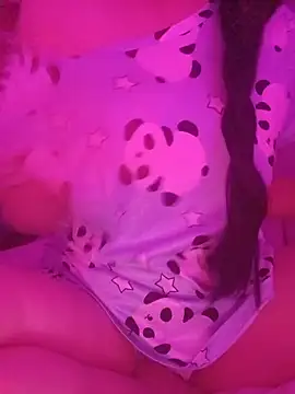 Hottiesophie online show from 05.26.26