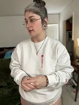 Alix Valentine online show from 02.11.26