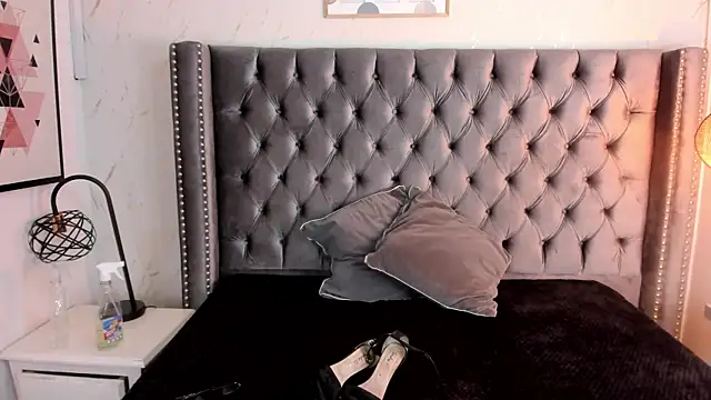 Anya Belth online show from 06.05.26