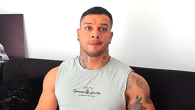 Snapshot of Marck_Mathews chatting on 10.02.25 Marck Mathews online show from 10.02.25