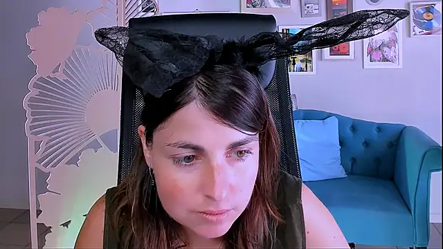 Snapshot of MartaEdams chatting on 09.11.25 MartaEdams online show from 09.11.25