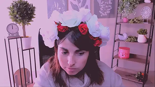 Snapshot of MartaEdams chatting on 09.16.25 MartaEdams online show from 09.16.25