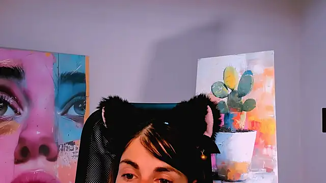 Snapshot of MartaEdams chatting on 09.19.25 MartaEdams online show from 09.19.25
