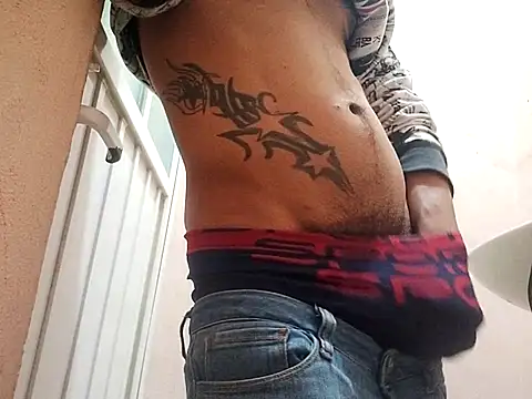 Snapshot of wolfsexmxn chatting on 09.19.25 wolfsexmxn online show from 09.19.25