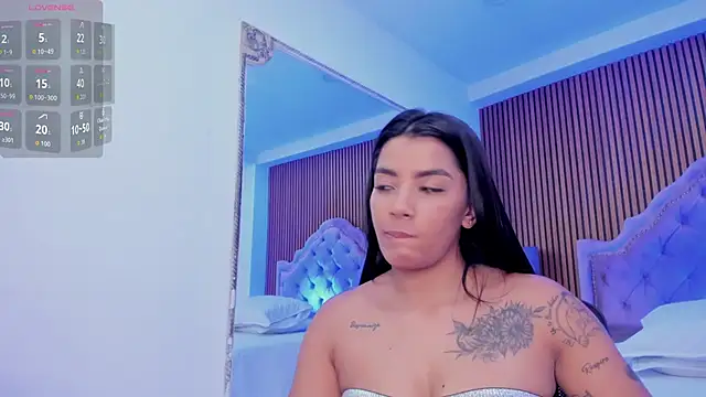 SelenaStonne online show from 11.25.25