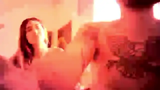 Snapshot of parejajuguetona420 chatting on 12.18.25 parejajuguetona420 online show from 12.18.25