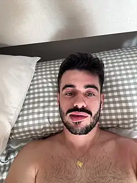 Snapshot of Carl242000 chatting on 10.03.25 Carl242000 online show from 10.03.25