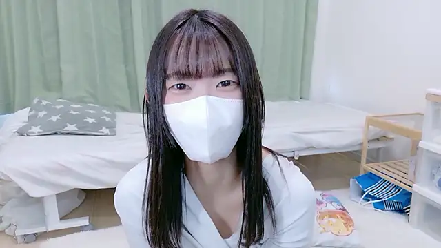 Snapshot of MAIMAI-club chatting on 11.16.25 MAIMAI-club online show from 11.16.25