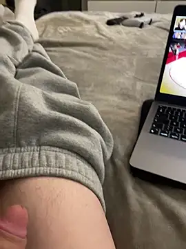 Snapshot of adlescaf9876 chatting on 10.16.25 adlescaf9876 online show from 10.16.25