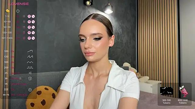 Snapshot of litlle_angelll chatting on 05.16.26 litlle angelll online show from 05.16.26