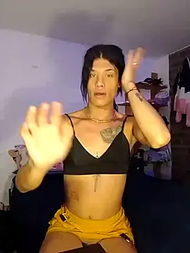 Snapshot of beautiful_taty chatting on 11.11.25 beautiful taty online show from 11.11.25