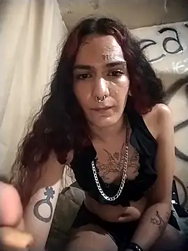 Snapshot of ma_dominatrix chatting on 11.28.25 ma dominatrix online show from 11.28.25