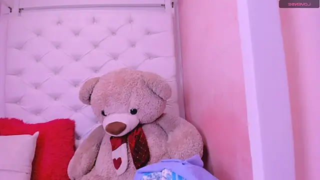 eimy skinny  online show from 04.07.26