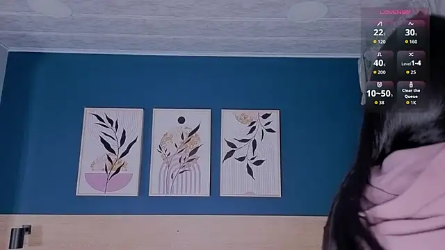 SarahMiler  online show from 09.13.25