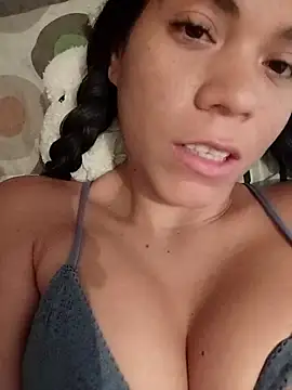 Snapshot of patricia-blosson chatting on 09.10.25 patricia-blosson online show from 09.10.25