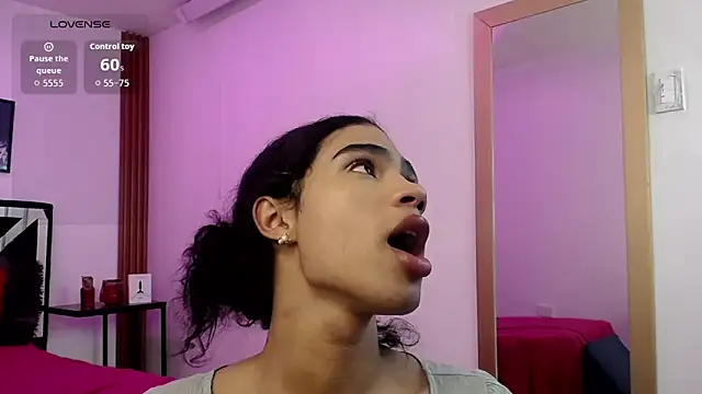 FELINEXOXO online show from 09.25.25