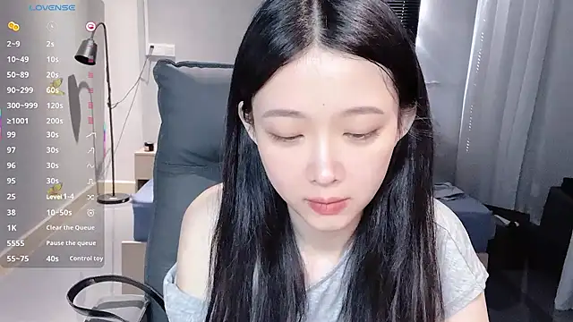 NiNi-baby520 online show from 10.11.25