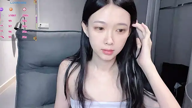 NiNi-baby520 online show from 11.27.25