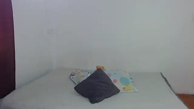 Snapshot of Sam_Cute3 chatting on 10.31.25 Sam Cute3 online show from 10.31.25