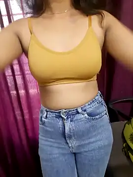 Snapshot of Monalisa670 chatting on 09.24.25 Monalisa670 online show from 09.24.25