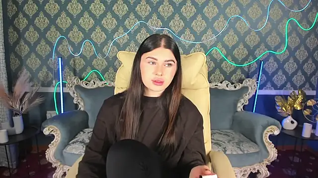 Neyla Charm online show from 11.06.25