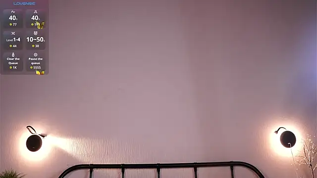 Snapshot of MoiraEger chatting on 04.04.26 MoiraEger online show from 04.04.26