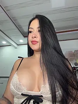 Snapshot of CrisMarulanda chatting on 02.10.26 CrisMarulanda online show from 02.10.26