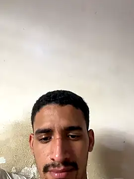 Snapshot of ikaro21 chatting on 11.19.25 ikaro21 online show from 11.19.25